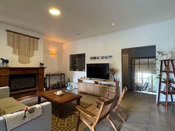 Casa 1 planta en Sausalito Pilar