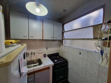 DEPTO VENTA 2 AMB REFACCIONAR apto crédito