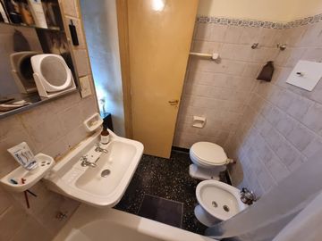 DEPTO VENTA 2 AMB REFACCIONAR apto crédito