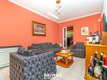 VENTA CASA Bo. PATAGONIA 2D APTA CRÉDITO