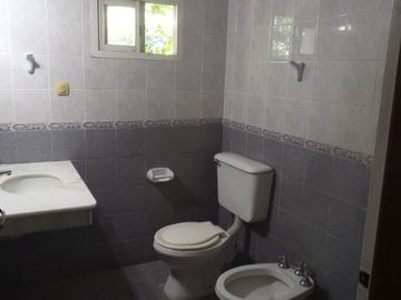 HOTEL EN VENTA EN 9 DE JULIO