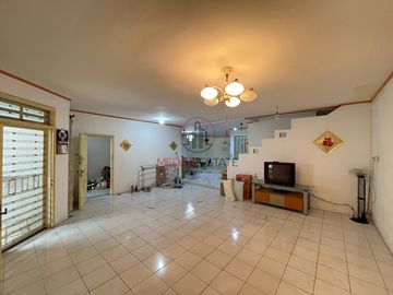 Dijual!!! Villa Komplek Taman Polonia 3