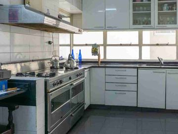 VENTA DPTO 5 AMBIENTES - UBICACIÓN EXCLUSIVA