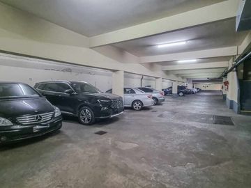 VENTA DPTO 5 AMBIENTES - UBICACIÓN EXCLUSIVA