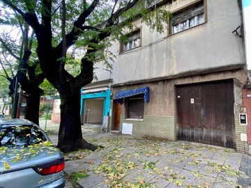 Venta casa multifamiliar c/taller en Lanús Oeste