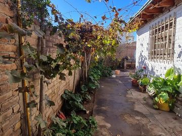 CASA EN VENTA EN B° PAULA ALBARRACÍN - PERDRIEL