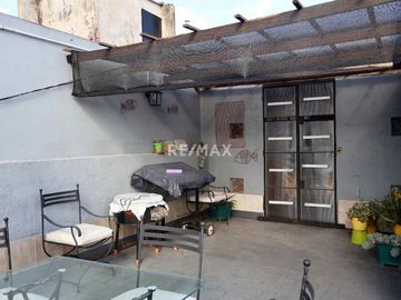 CASA 4 AMB FLORESTA/ ESTUDIO/ TERRAZA A NUEVO