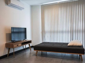 VENTA DE DEPARTAMENTO BARRIO BOMBAL GODOY CRUZ.