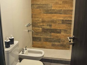 VENTA DE DEPARTAMENTO BARRIO BOMBAL GODOY CRUZ.