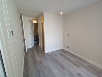 ARRIENDO Departamento 2 Dormitorio 2 Baños semi amoblado Ñuñoa
