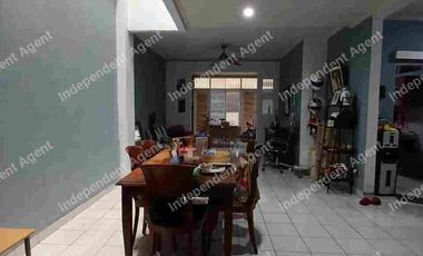 Rumah 2 lantai dekat Mayapada Hospital Jakarta Selatan