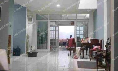 Rumah 2 lantai dekat Mayapada Hospital Jakarta Selatan