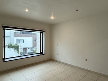 Casa en renta en Lucepolis coto club en milenio III. Queretaro