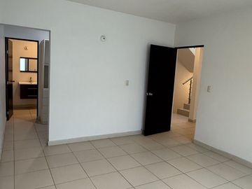 Casa en renta en Lucepolis coto club en milenio III. Queretaro