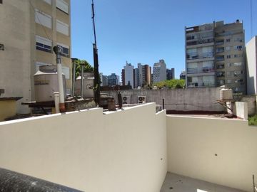 Departamento de 2 ambientes frente con Balcón en Venta - Caballito