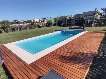 Casa en venta, 5 ambientes, San Sebastián NO APTO CREDITO