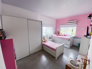 Casa en venta, 5 ambientes, San Sebastián NO APTO CREDITO