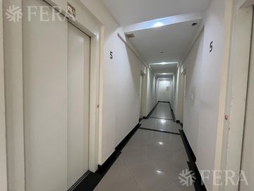 Venta departamento 3 ambientes con balcón en Wilde