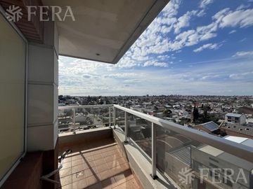 Venta departamento 3 ambientes con balcón en Wilde