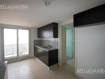 PENTHOUSE VENTA VICENTE LOPEZ 4 AMBIENTES TERRAZA PILETA PROPIA