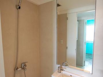 PENTHOUSE VENTA VICENTE LOPEZ 4 AMBIENTES TERRAZA PILETA PROPIA