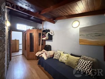 PH en venta con entrada independiente en Villa Devoto