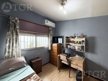 PH en venta con entrada independiente en Villa Devoto