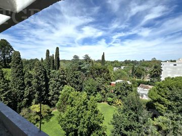 VENTA Departamento en  Canning de 3 ambientes al frente con amenities