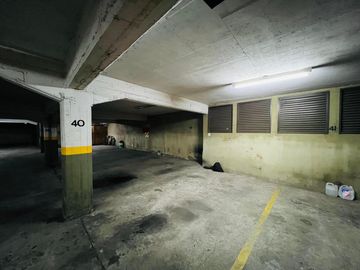 Departamento monoambiente con cochera en  venta en San Isidro