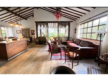 Hermosa casa campestre en la Ceja Antioquia 10.000 m2