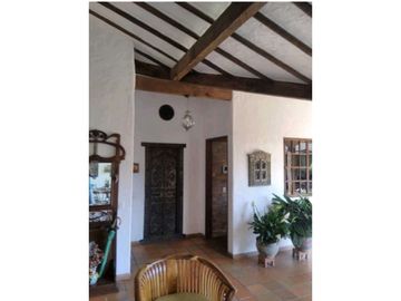 Hermosa casa campestre en la Ceja Antioquia 10.000 m2