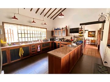 Hermosa casa campestre en la Ceja Antioquia 10.000 m2