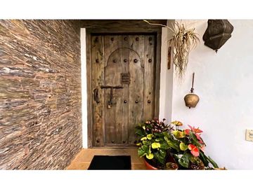 Hermosa casa campestre en la Ceja Antioquia 10.000 m2
