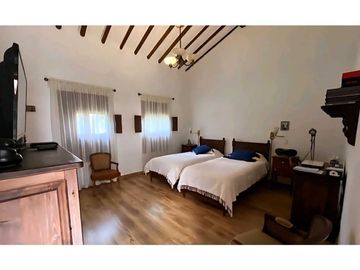 Hermosa casa campestre en la Ceja Antioquia 10.000 m2