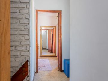 Casa en  venta, En Quilmes, lote propio, APTO CREDITO