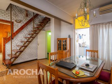 Casa en  venta, En Quilmes, lote propio, APTO CREDITO