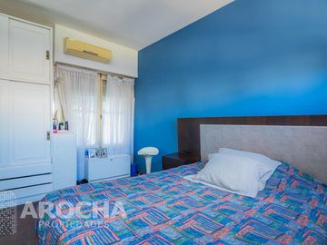Casa en  venta, En Quilmes, lote propio, APTO CREDITO