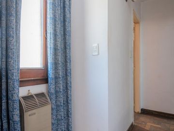 Casa en  venta, En Quilmes, lote propio, APTO CREDITO