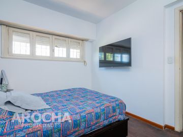 Casa en  venta, En Quilmes, lote propio, APTO CREDITO