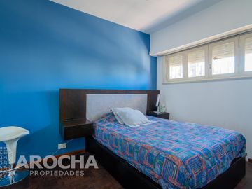 Casa en  venta, En Quilmes, lote propio, APTO CREDITO