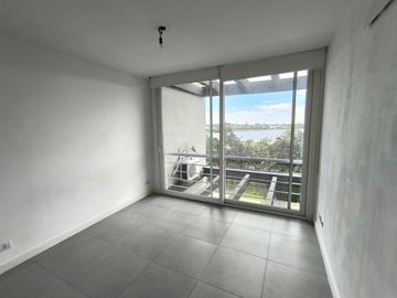 Divino 2amb con balcón terraza, parrilla y con la mejor vista al Lago Central de Nordelta