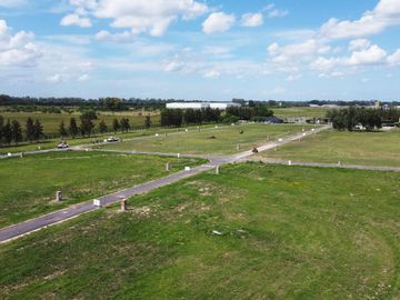 Lote en venta - Barrio Santa Paula - Carlos Spegazzini
