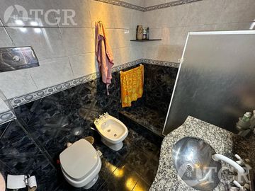 VENTA PH 4 AMB CON TERRAZA Y PARRILLA EN LOMA HERMOSA