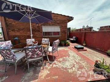 VENTA PH 4 AMB CON TERRAZA Y PARRILLA EN LOMA HERMOSA