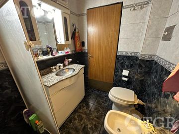 VENTA PH 4 AMB CON TERRAZA Y PARRILLA EN LOMA HERMOSA