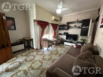 VENTA PH 4 AMB CON TERRAZA Y PARRILLA EN LOMA HERMOSA