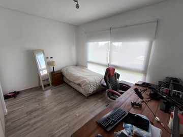 Venta Casa en San Sebastian Area 2 Golf - 5 ambientes