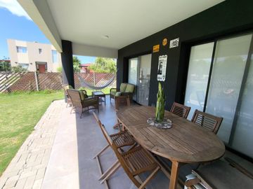 Venta Casa en San Sebastian Area 2 Golf - 5 ambientes