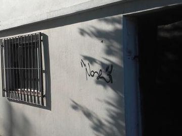 Casa a Reciclar en buen barrio residencial - Venta Directa!!