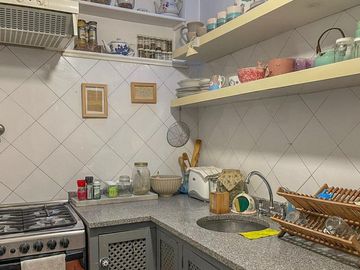 Casa en venta 2 dormitorios con terraza. Muy luminoso - San Isidro.
